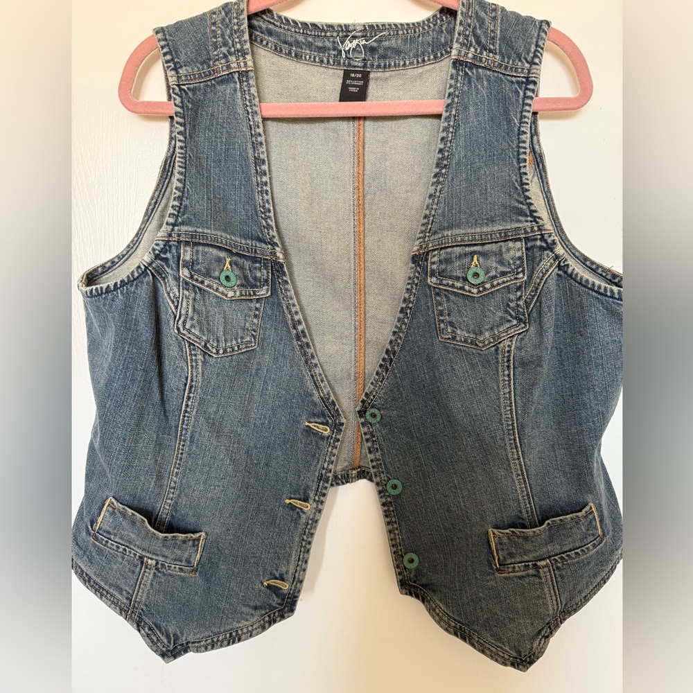 Venezia Denim Vest with Signature Accent Buttons